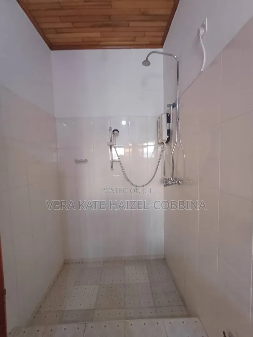 3bdrm House in Owusu Ansah for rent