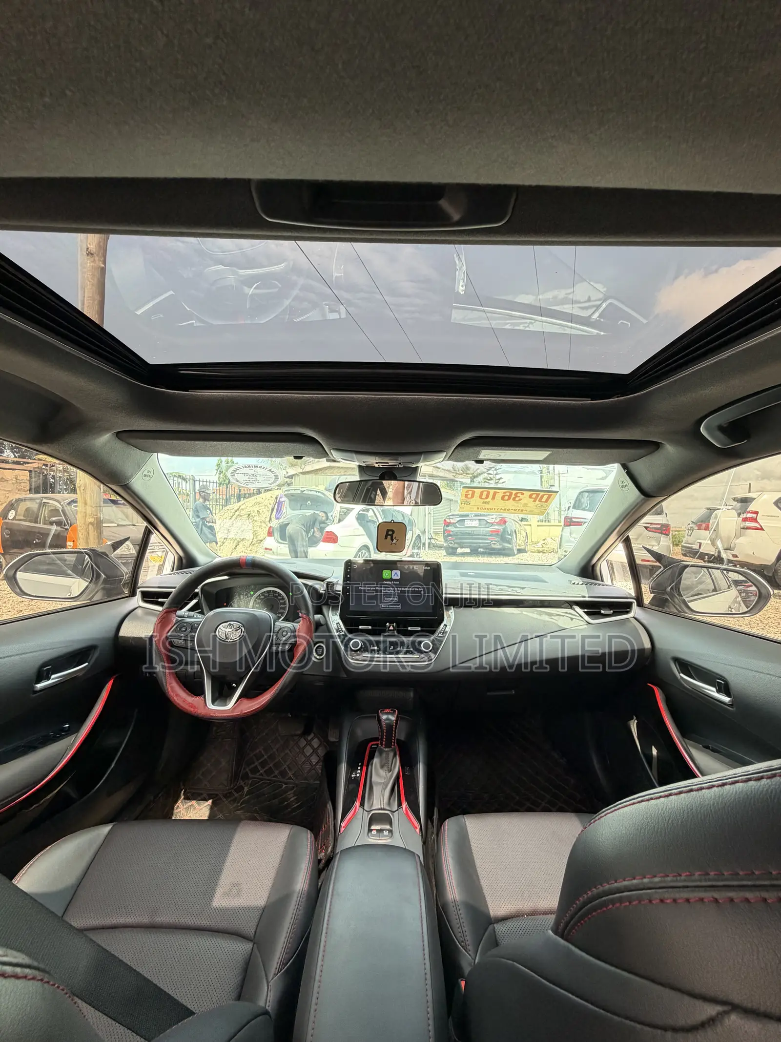 Toyota Corolla SE 2022 White