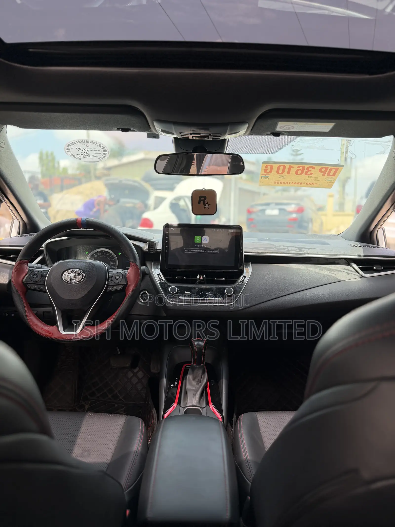 Toyota Corolla SE 2022 White