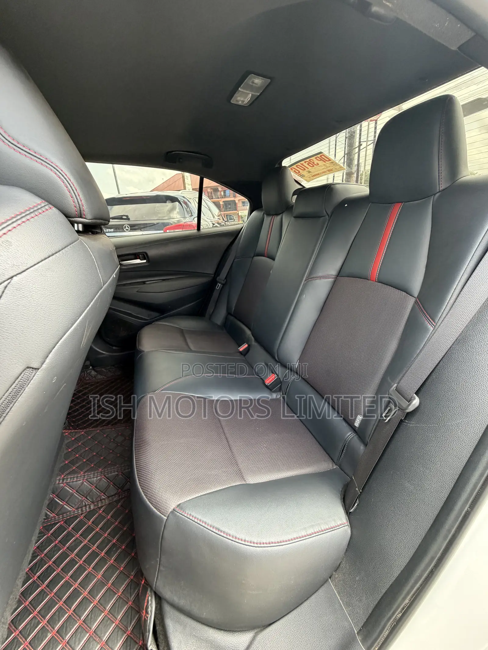 Toyota Corolla SE 2022 White