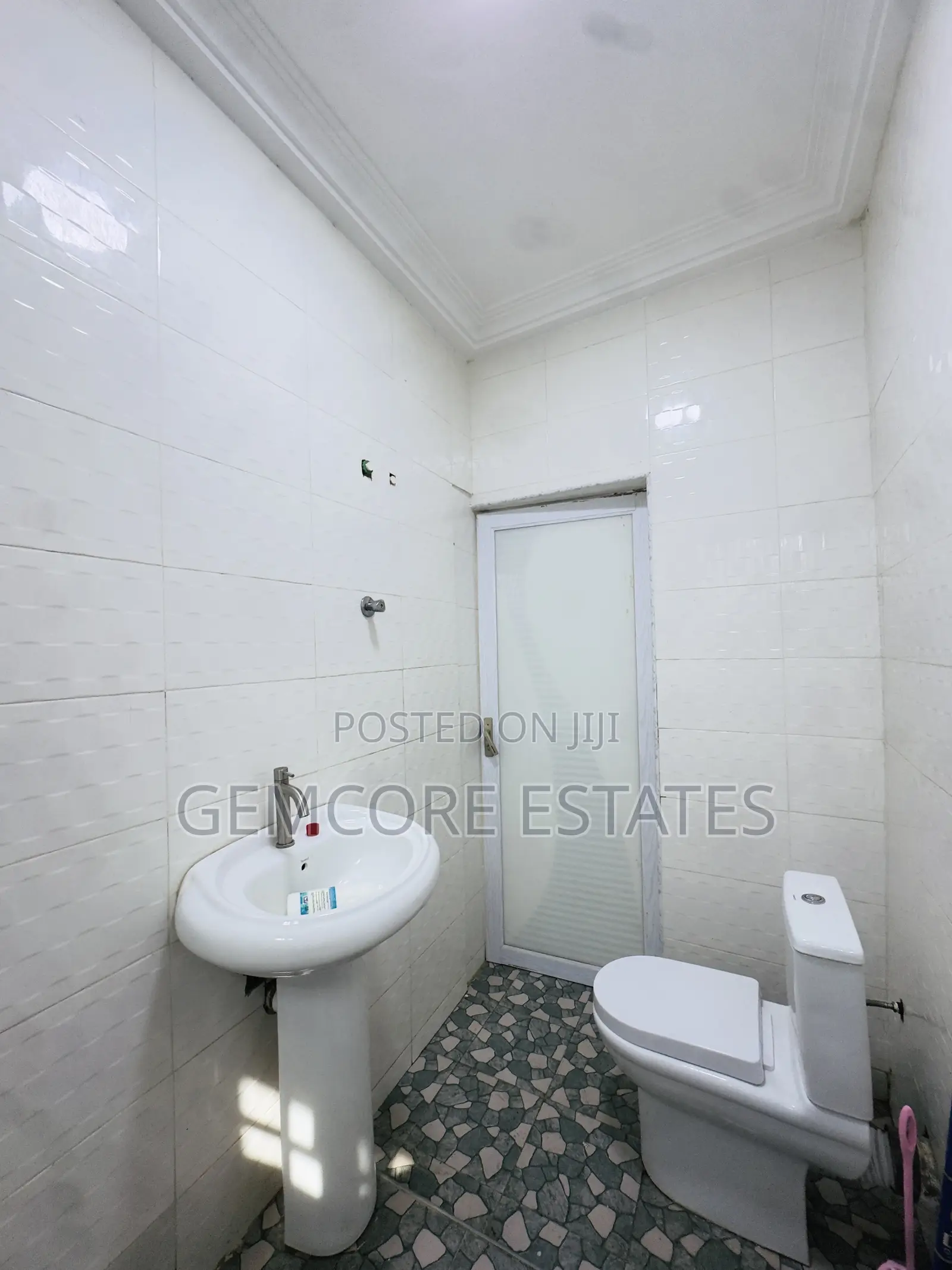 2bdrm Apartment in East Legon Hills, Ashaley Botwe for rent