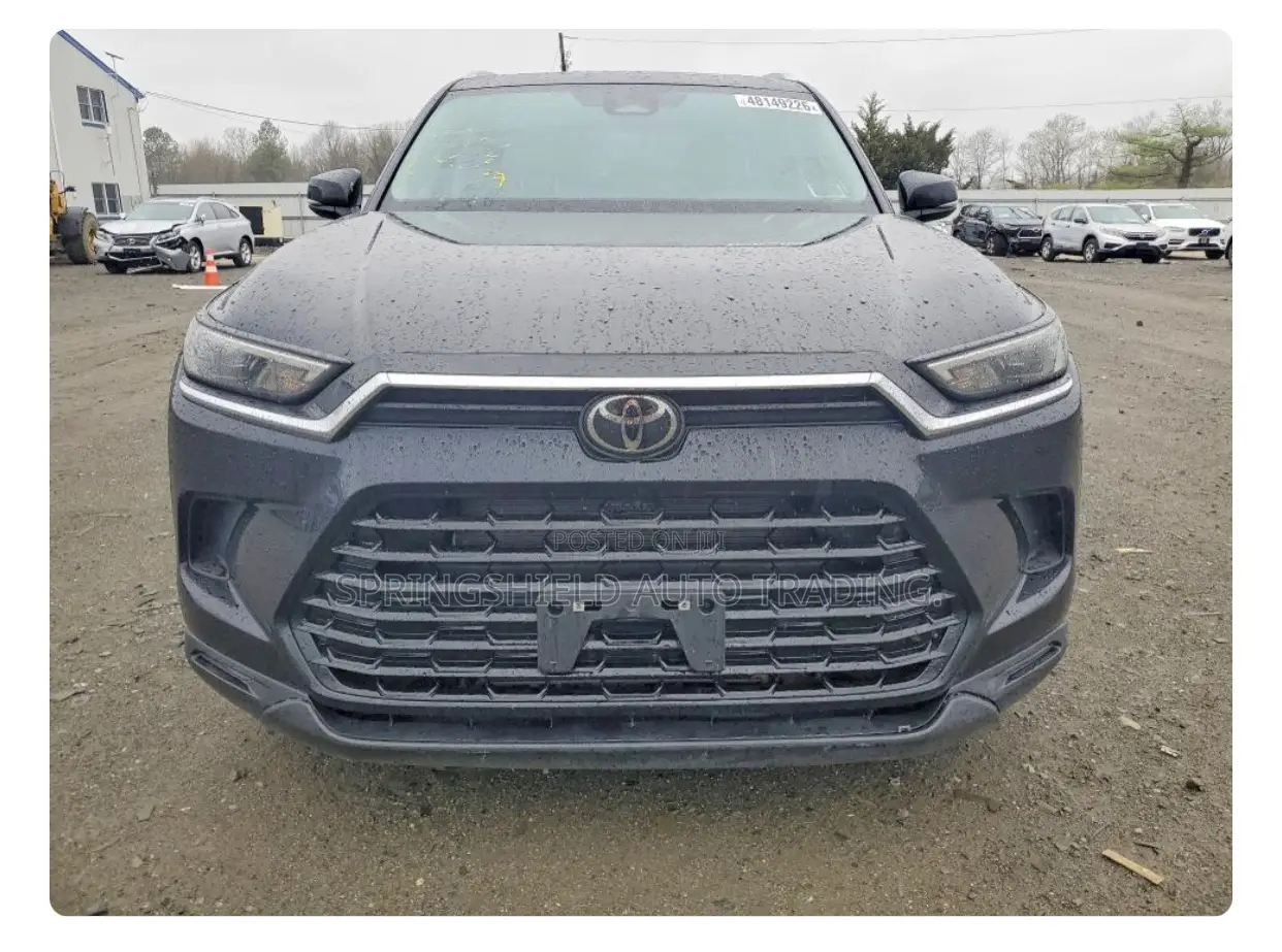 Toyota Highlander 2024 Black