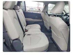 Toyota Highlander 2024 Black