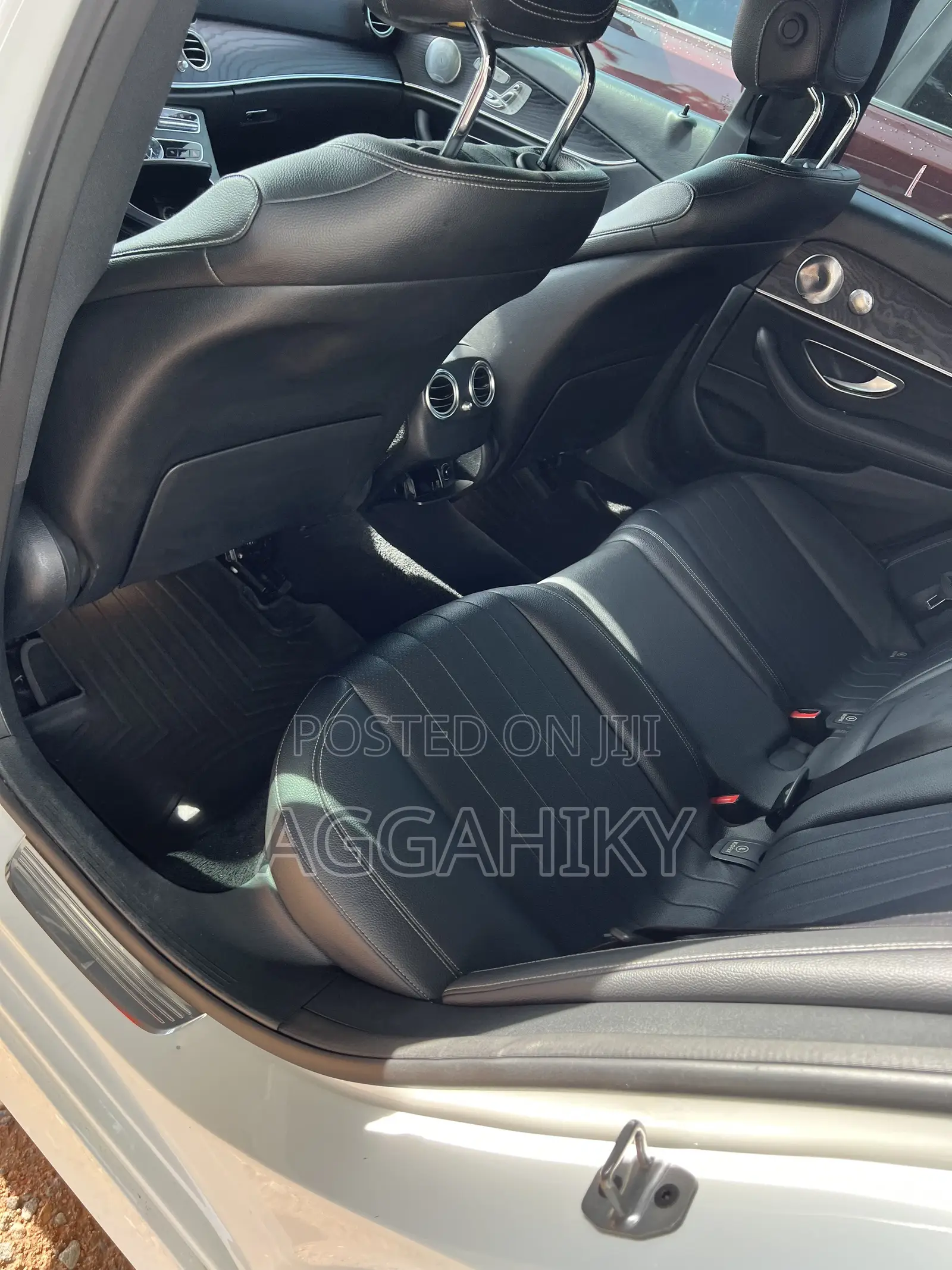 Mercedes-Benz E300 2019 White