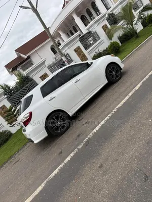 Toyota Matrix Hatchback FWD (1.8L 4cyl 5M) 2010 White