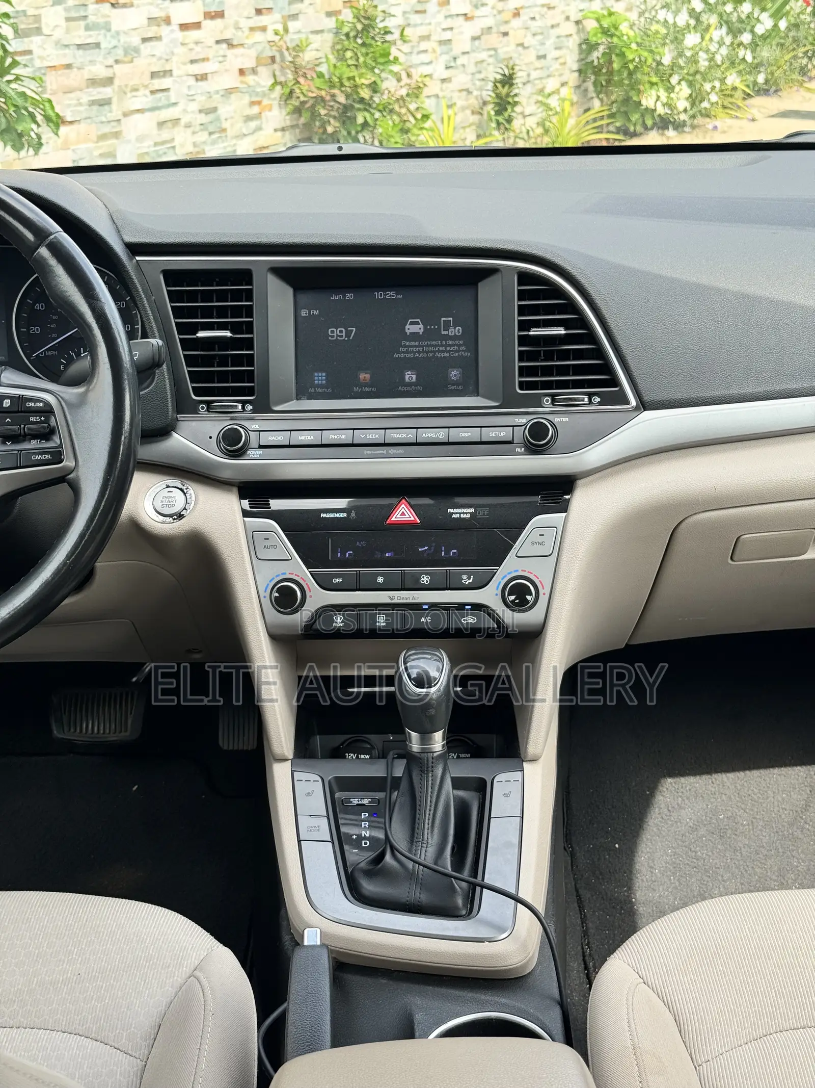 Hyundai Elantra Value Edition 2018 Black