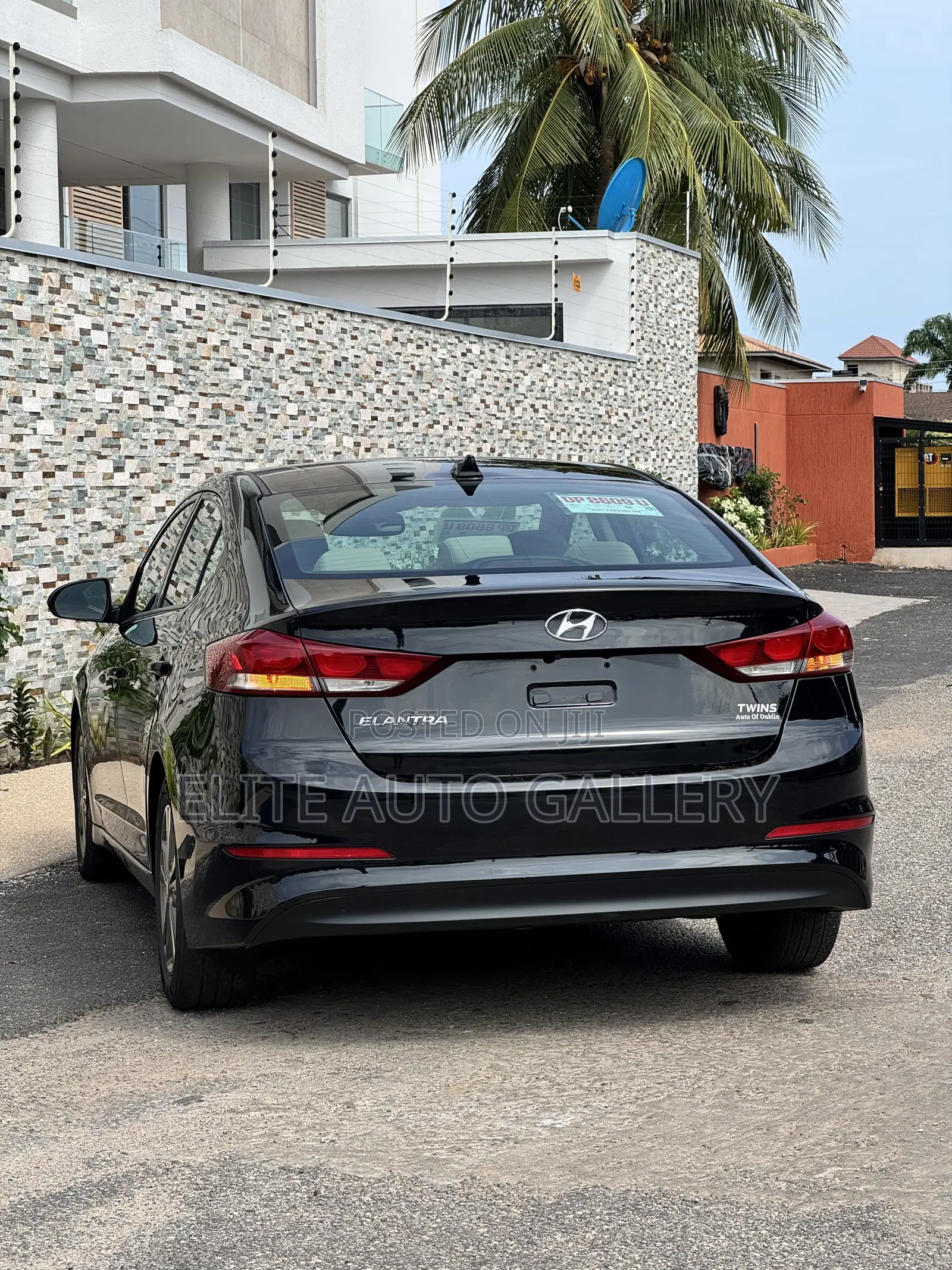Hyundai Elantra Value Edition 2018 Black