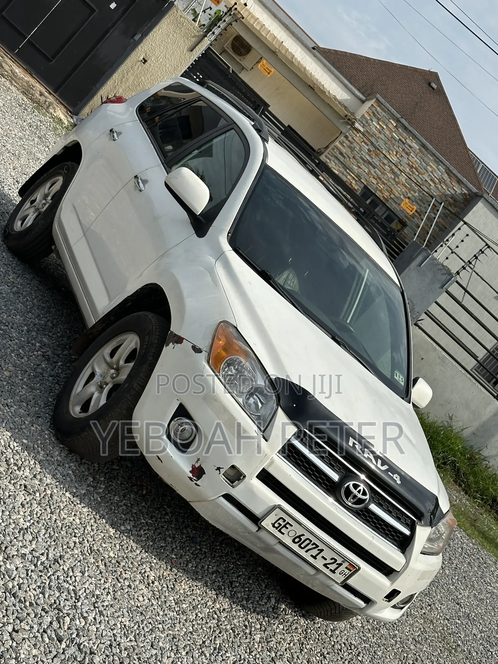Toyota RAV4 2010 White