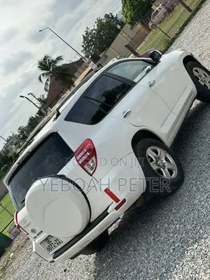 Toyota RAV4 2010 White
