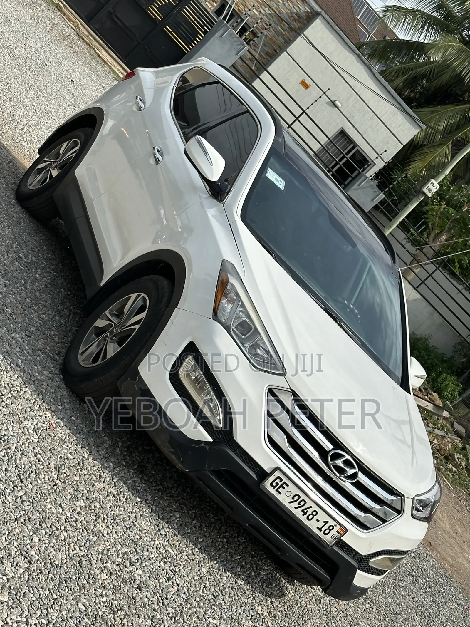 Hyundai Santa Fe 2014 White