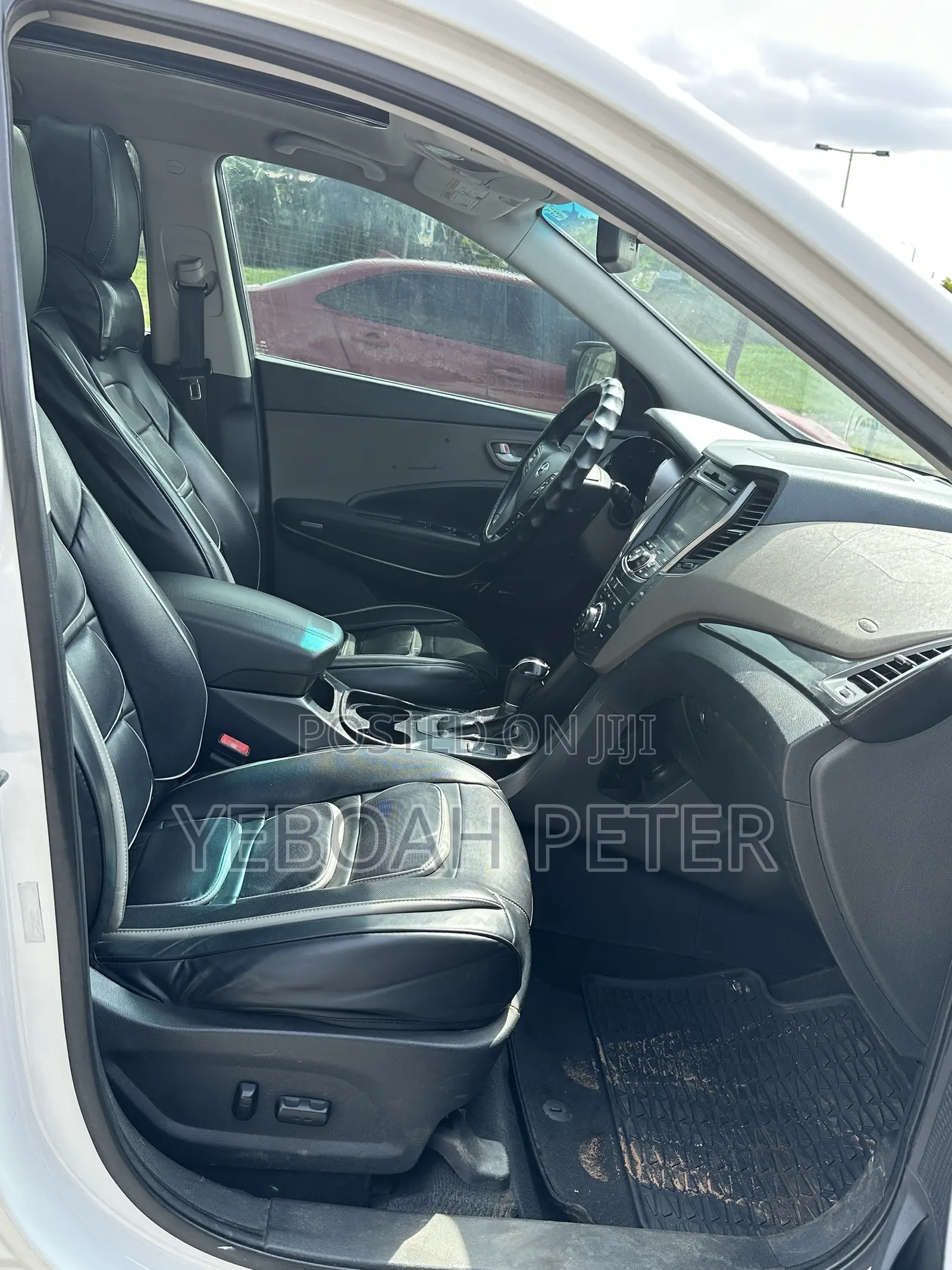 Hyundai Santa Fe 2014 White