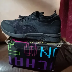 Unisex Footwear