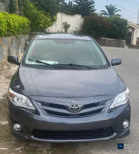 Toyota Corolla 2013 Silver