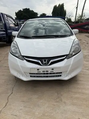 Honda Fit Sport Automatic 2012 White