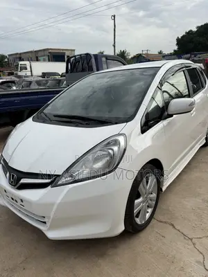 Honda Fit Sport Automatic 2012 White