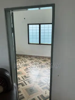 1bdrm Apartment in Rose Apartment, Amrahia for rent