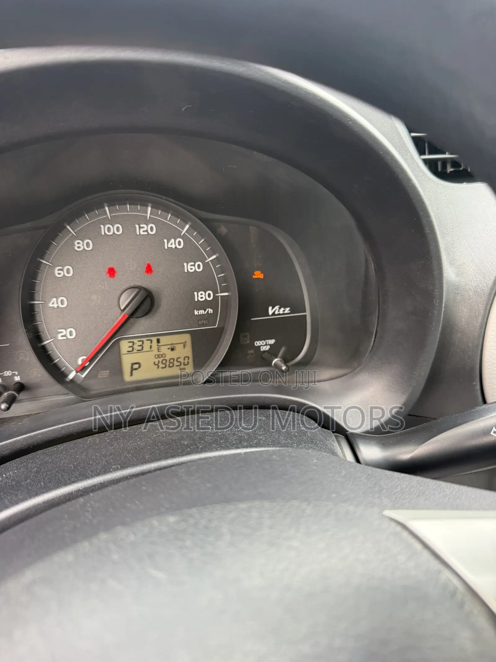 Toyota Vitz 1.3 FWD 3dr 2011 White