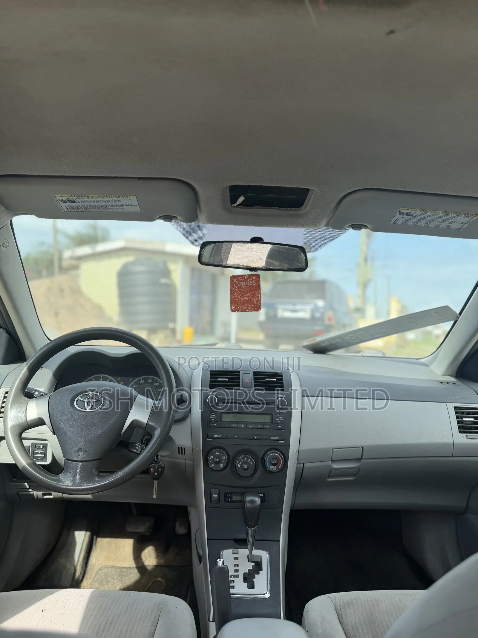 Toyota Corolla LE 4dr Sedan (1.8L 4cyl 4A) 2012 Gray