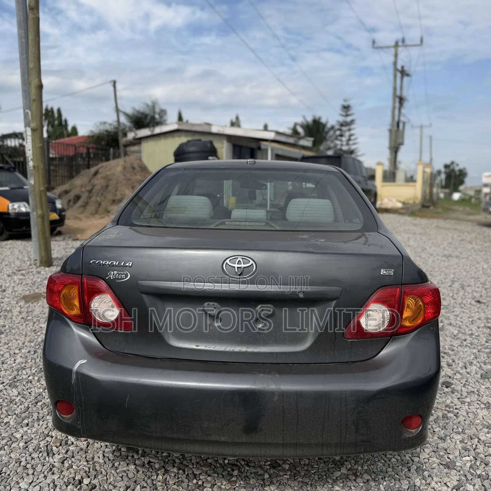 Toyota Corolla LE 4dr Sedan (1.8L 4cyl 4A) 2012 Gray