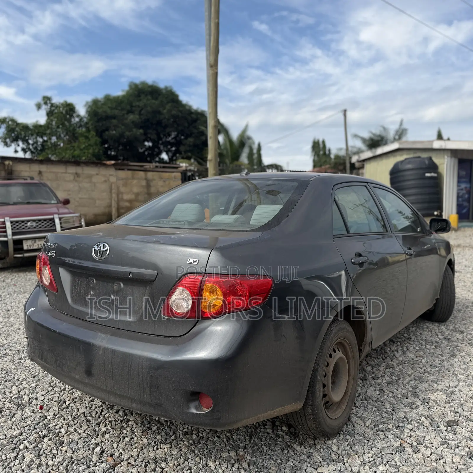 Toyota Corolla LE 4dr Sedan (1.8L 4cyl 4A) 2012 Gray
