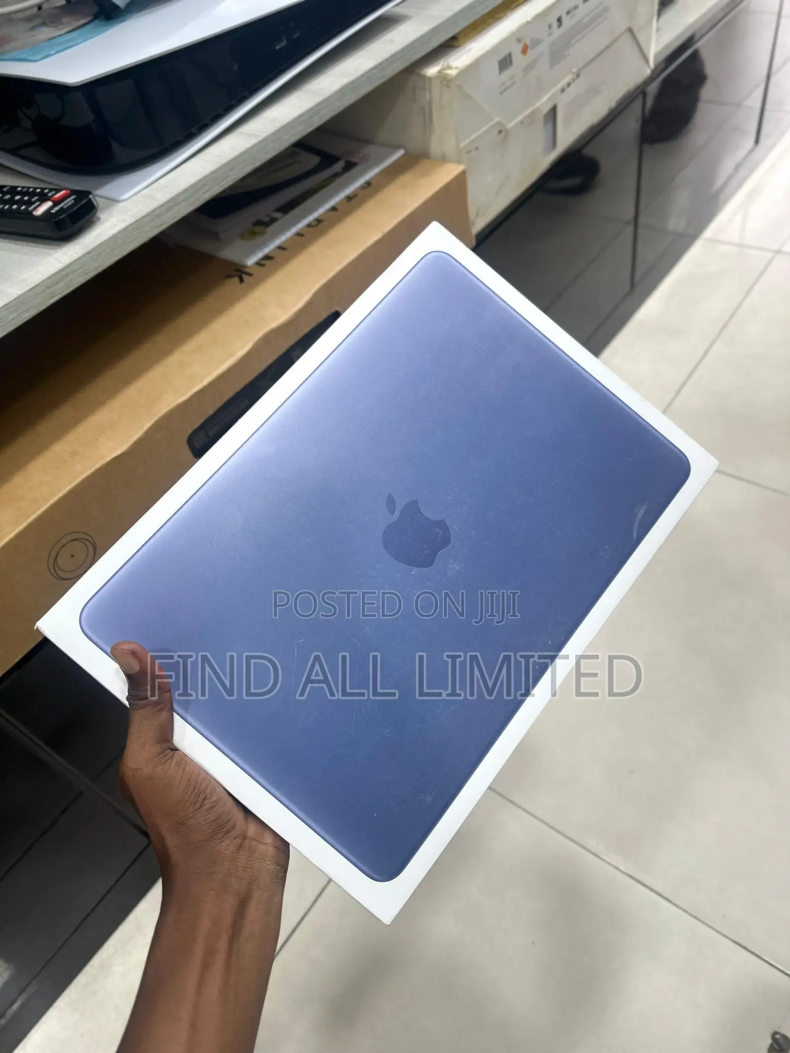 New Laptop Apple MacBook Neo 2026 8GB Intel Core M SSD 512GB