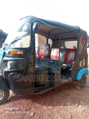 Bajaj RE 2023 Black