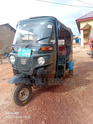 Bajaj RE 2023 Black