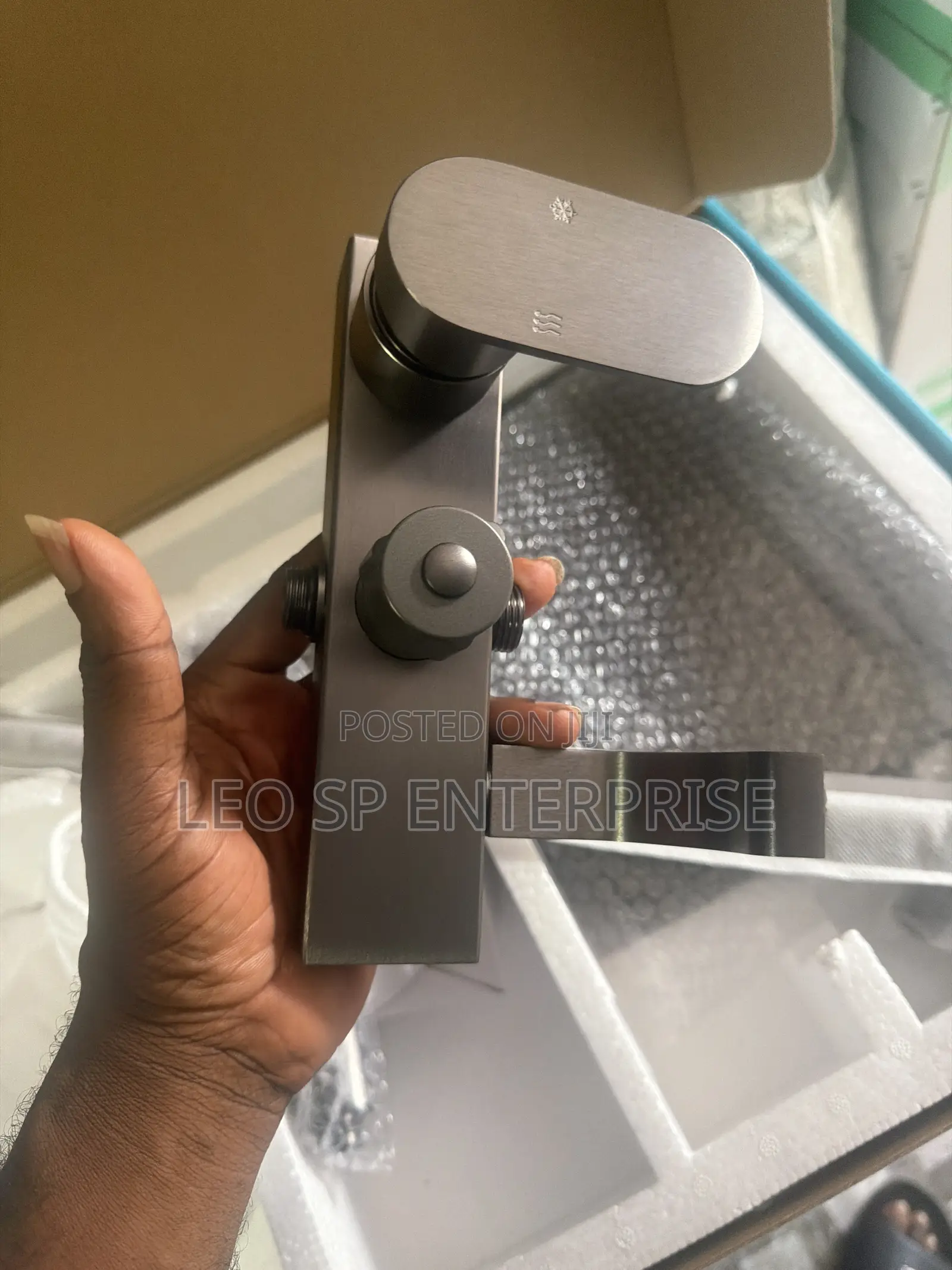 Luxury Hot and Cold Brass Shower for Sale