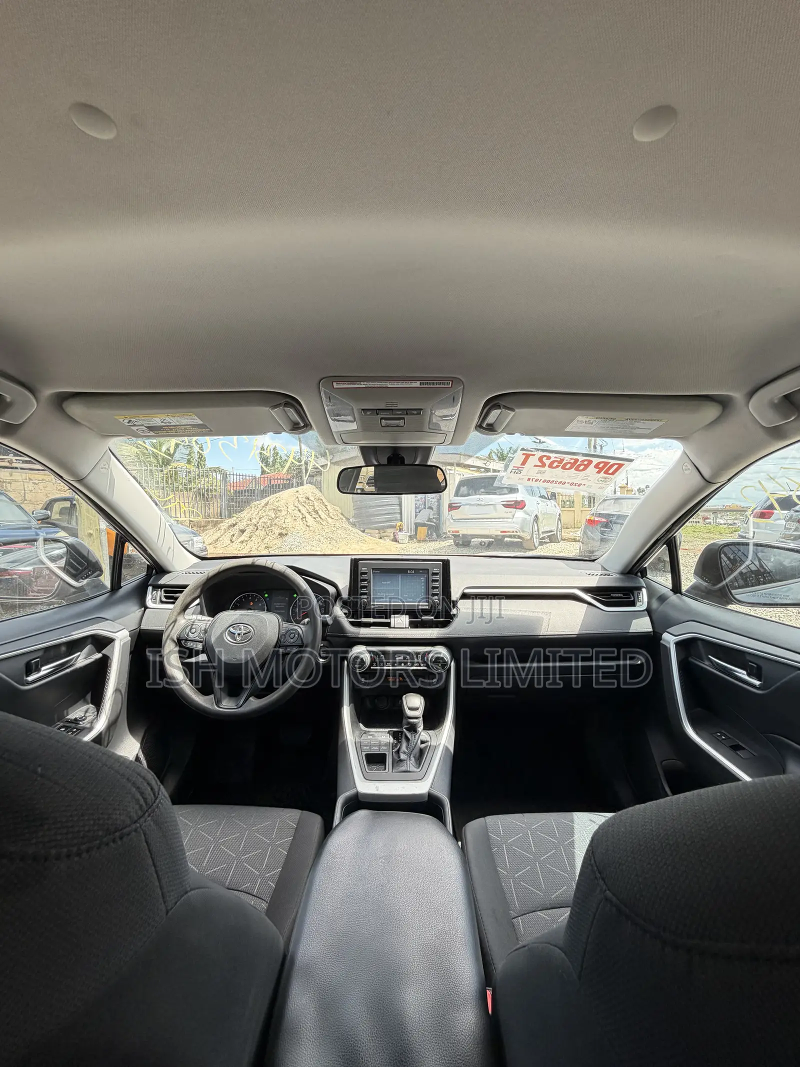 Toyota RAV4 XLE 2021 Gray
