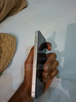 Apple iPhone 13 128 GB White