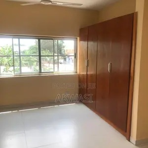 1bdrm Apartment in Ofankor for rent