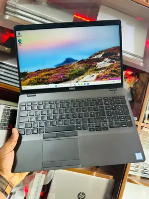 Laptop Dell Precision 3541 8GB Intel Core i5 SSD 512GB