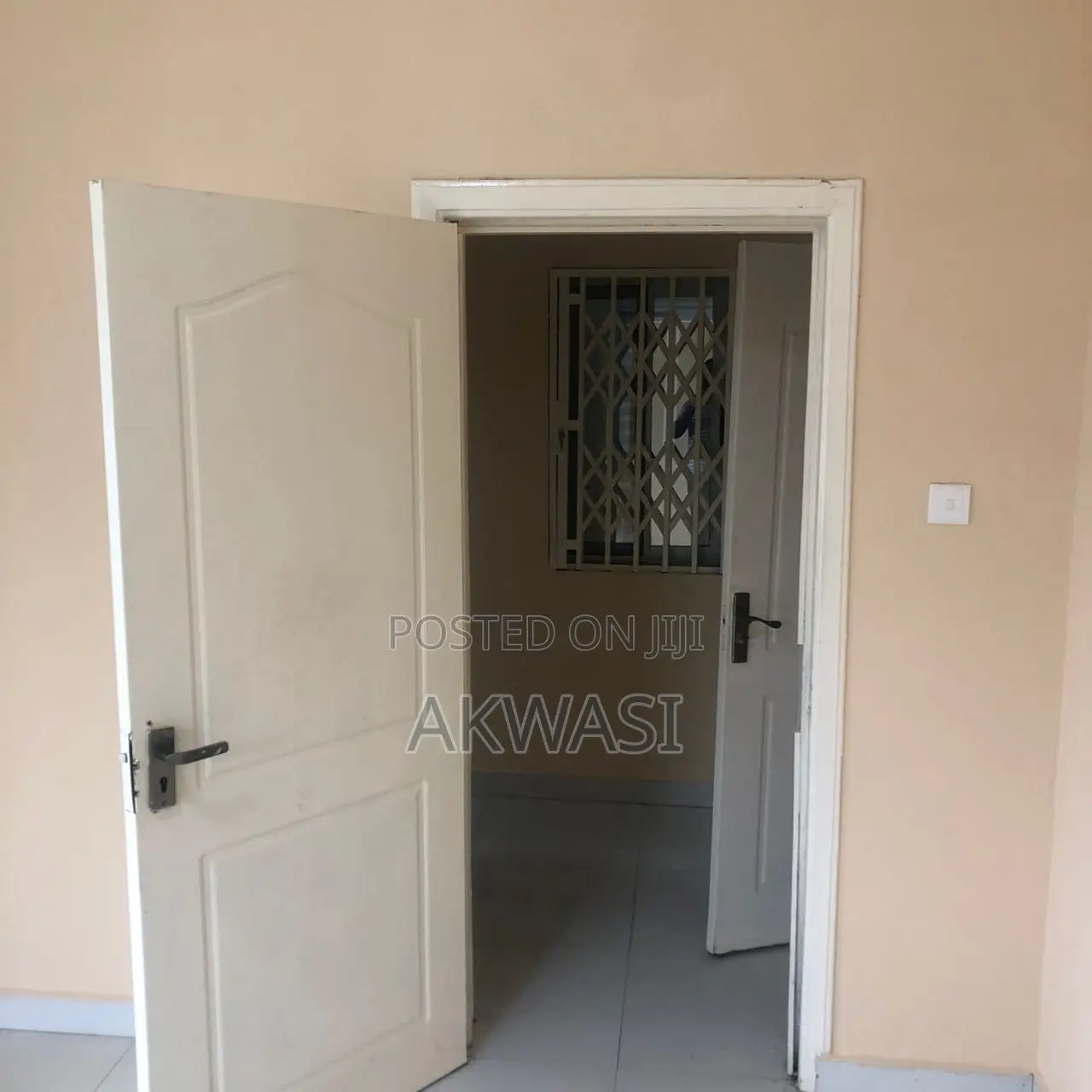 1bdrm Apartment in Ofankor for rent