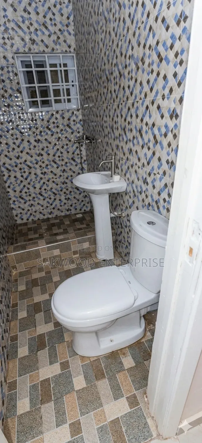 1bdrm Apartment in Sakwood Enterprise, Oyibi for rent
