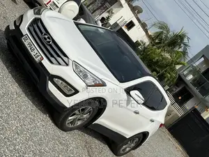 Hyundai Santa Fe 2014 White