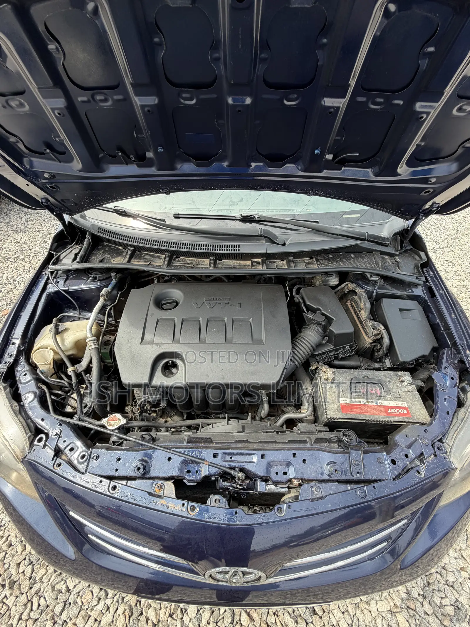 Toyota Corolla LE Special Edition 4dr Sedan (1.8L 4cyl 4A) 2013 Blue