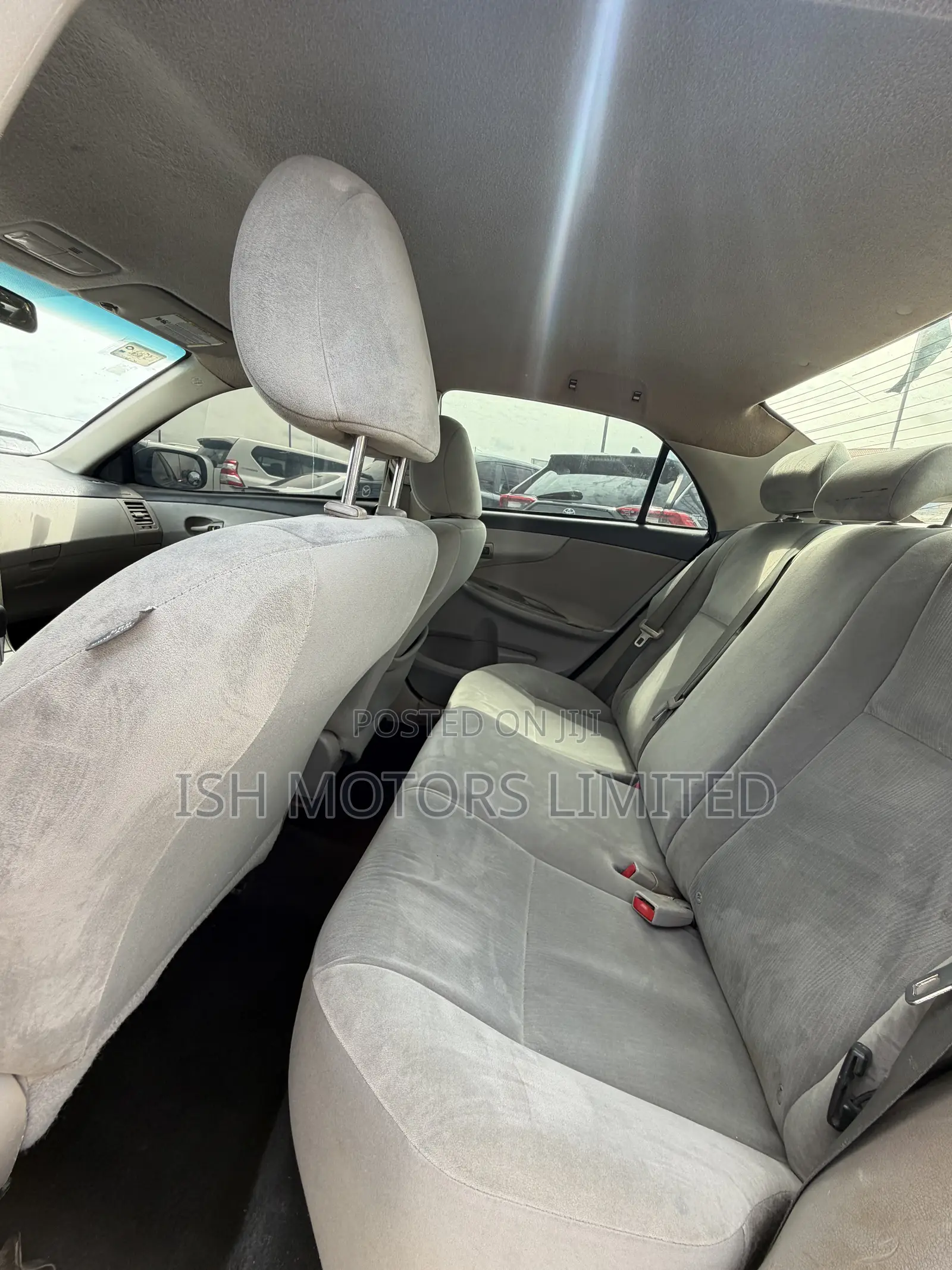 Toyota Corolla LE Special Edition 4dr Sedan (1.8L 4cyl 4A) 2013 Blue