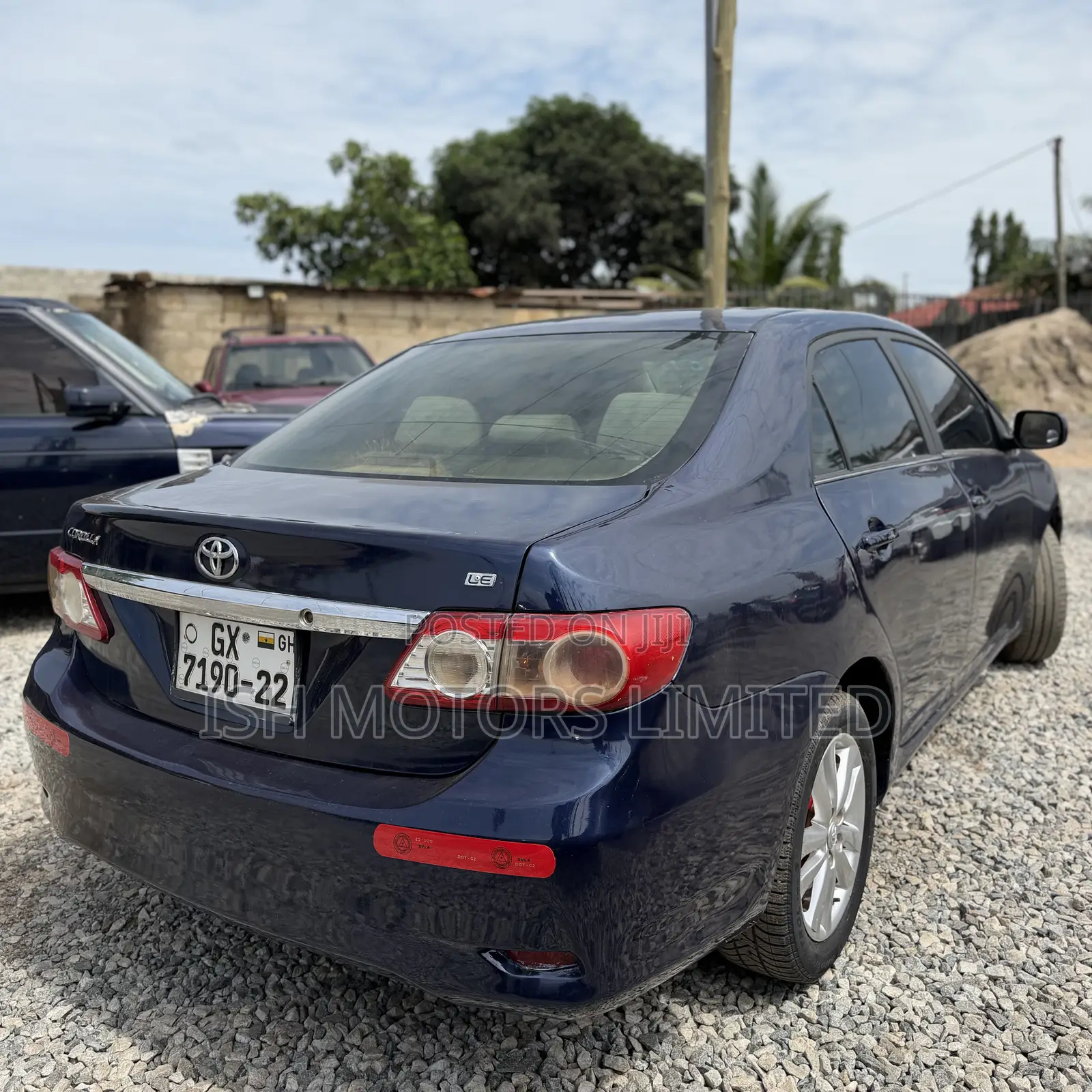 Toyota Corolla LE Special Edition 4dr Sedan (1.8L 4cyl 4A) 2013 Blue