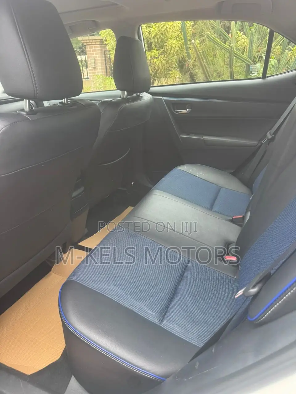 Toyota Corolla XSE 4dr Sedan (1.8L 4cyl CVT) 2017 White