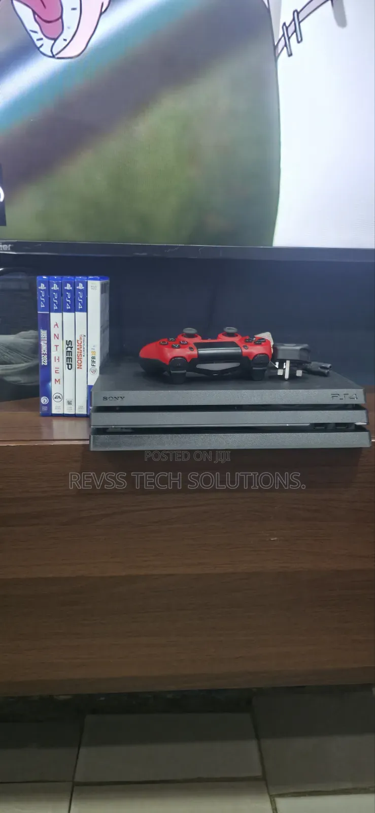 Ps4 Pro With 5 Game CDS