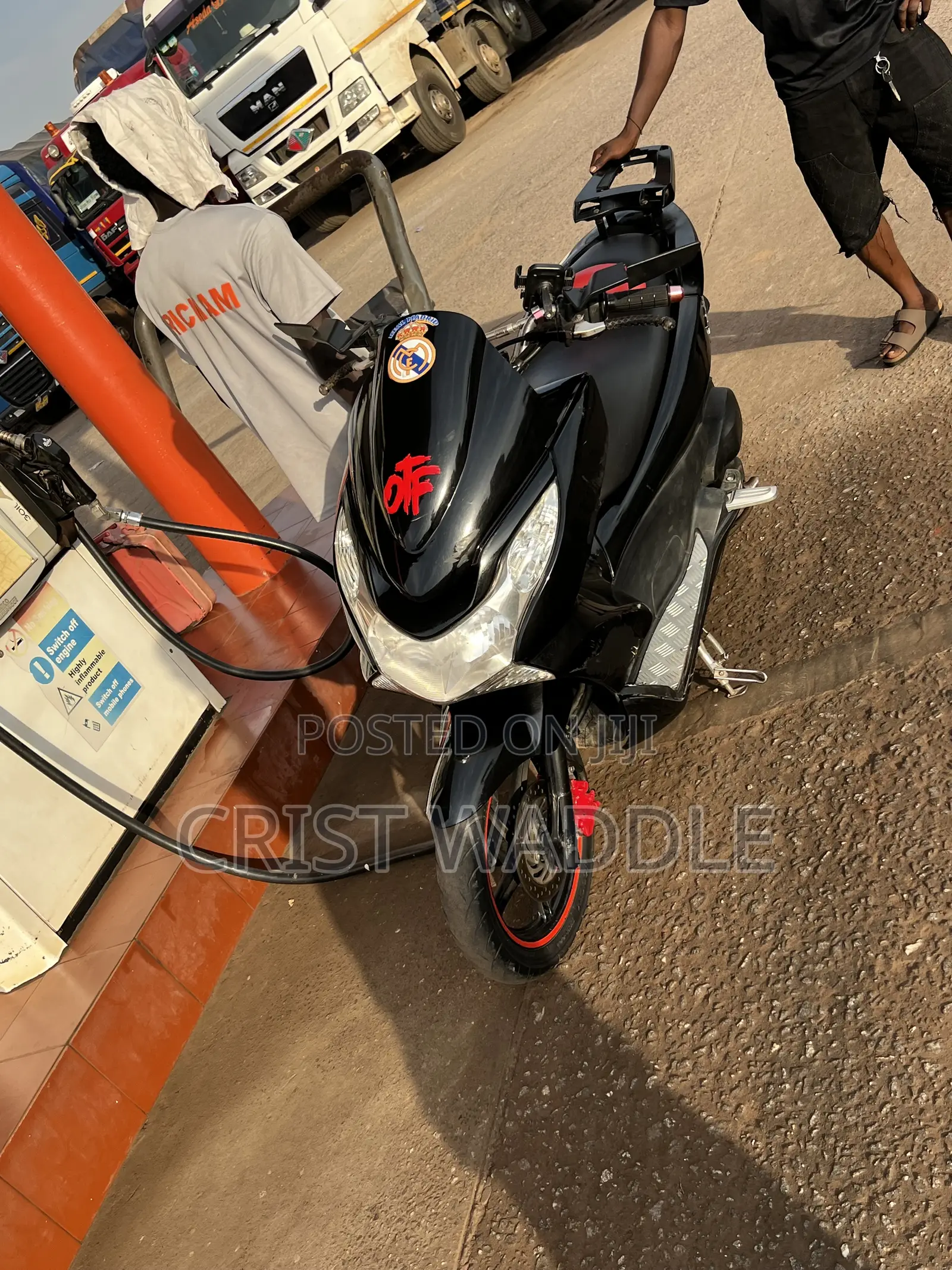 Honda 2025 Black