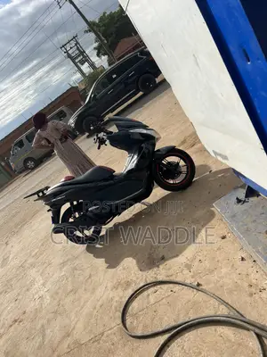 Honda 2025 Black