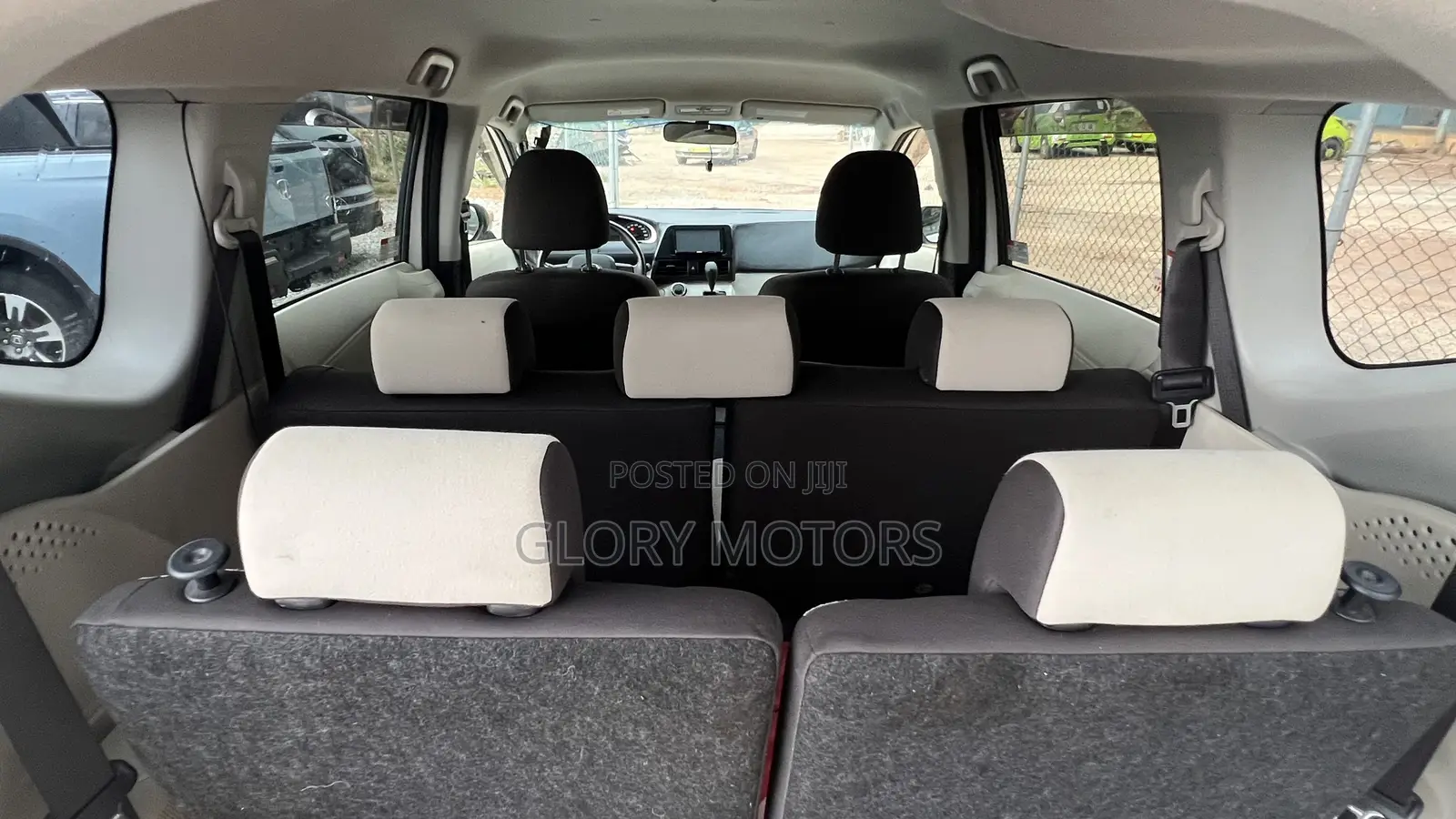 Toyota Sienta 1.5 AWD 2017 White