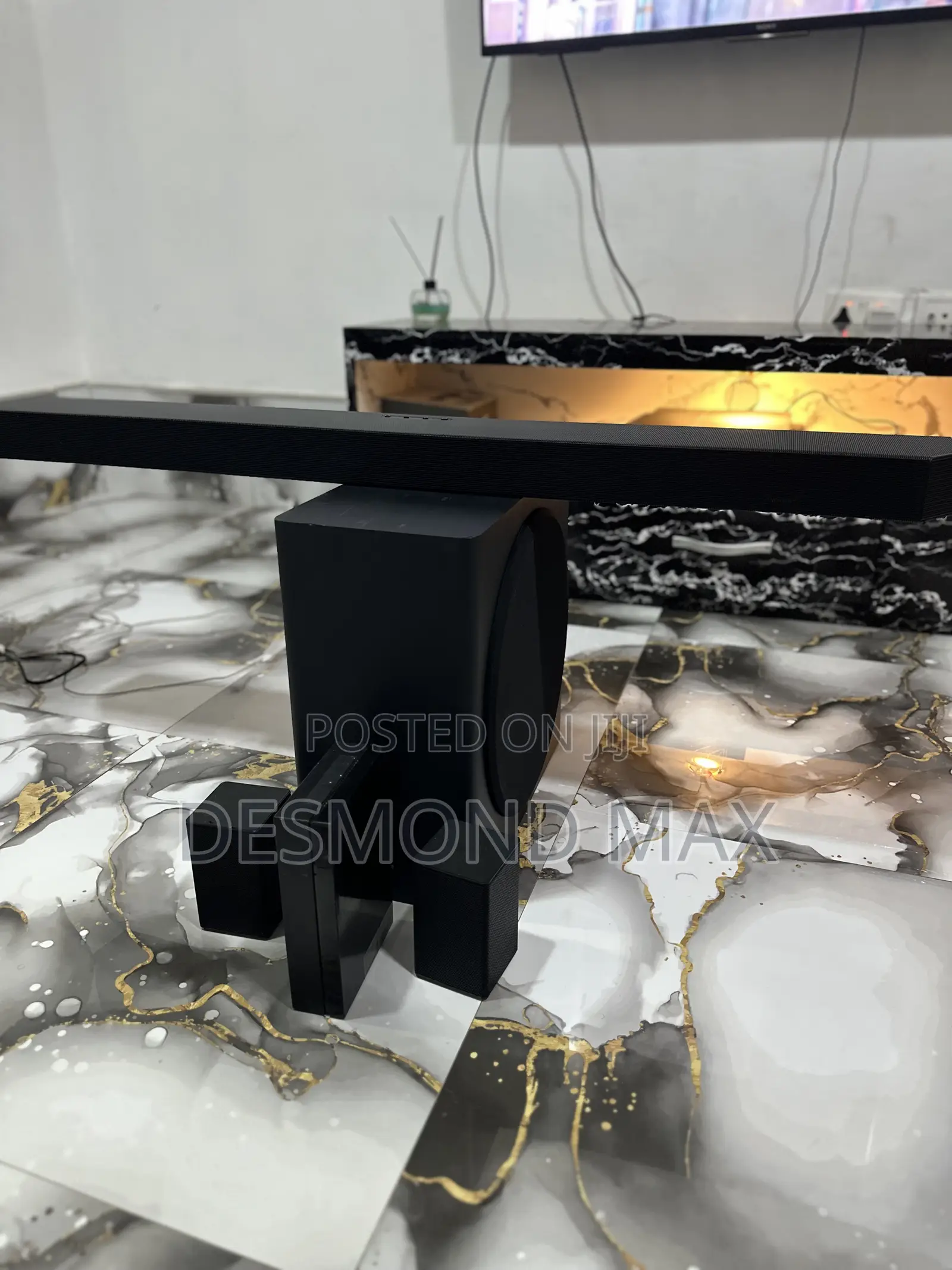 Samsung Hw-Q910b Is a Premium 9.1.2 Channel Home Thter Soundbar System