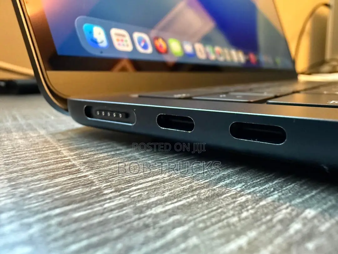 Laptop Apple MacBook Air 8GB Intel Core M2 SSD 256GB