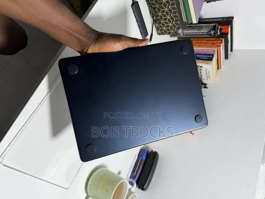 Laptop Apple MacBook Air 8GB Intel Core M2 SSD 256GB