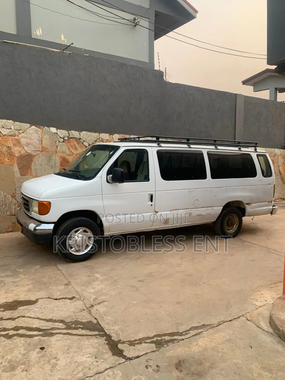 Ford E350 2009 White