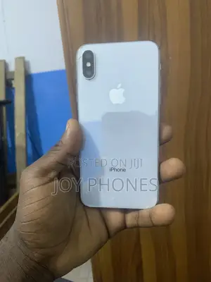 Apple iPhone X 64 GB White