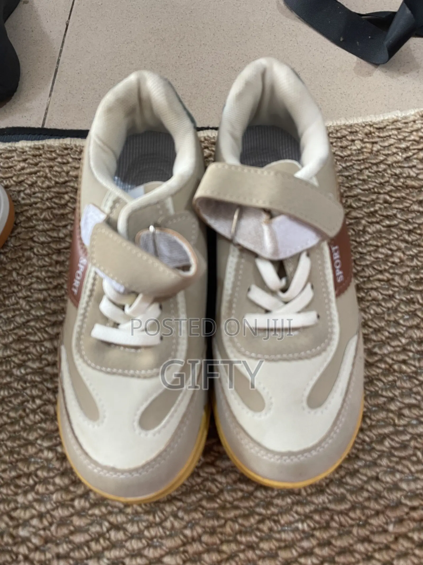 Kids Sneakers