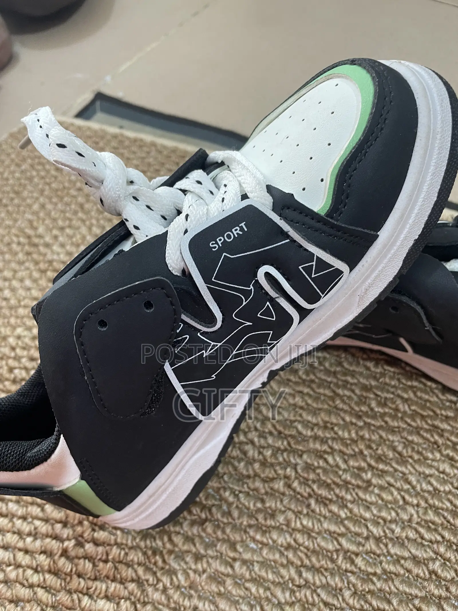 Kids Sneakers